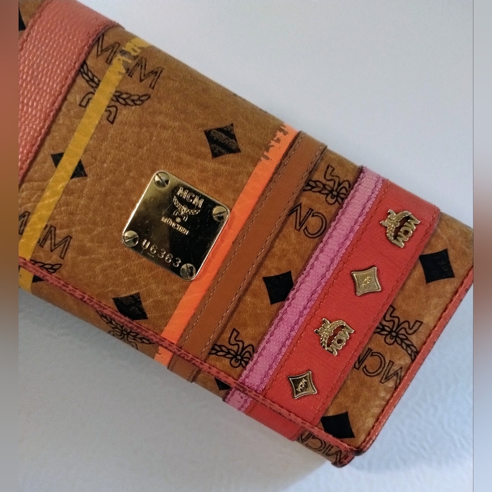 MCM Wallet With Studs - Picture 3 of 13